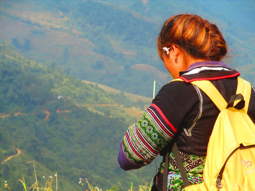 Ragazza Hmong, guida turistica a Sapa
