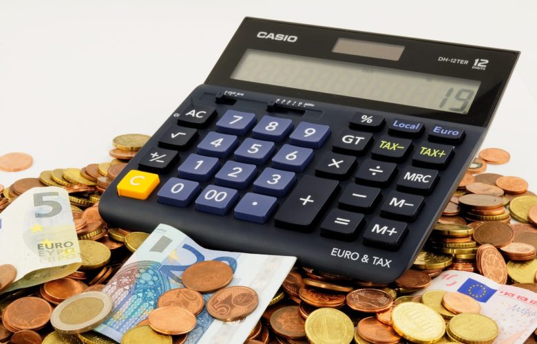 calcolatrice e denaro